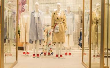 小眾服裝品牌如何通過(guò)網(wǎng)絡(luò)文化經(jīng)營(yíng)實(shí)現(xiàn)盈利